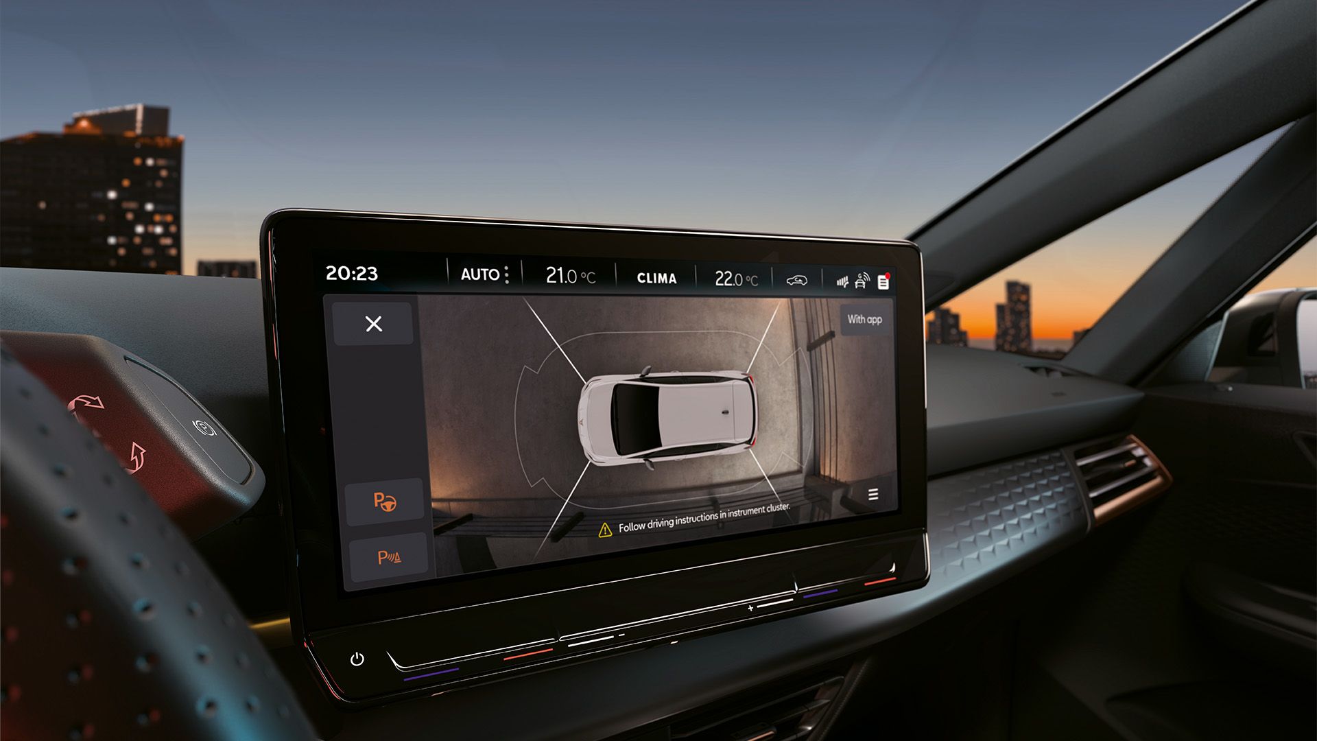Detailansicht des Navigationssystem im CUPRA BORN mit Top View Kamera