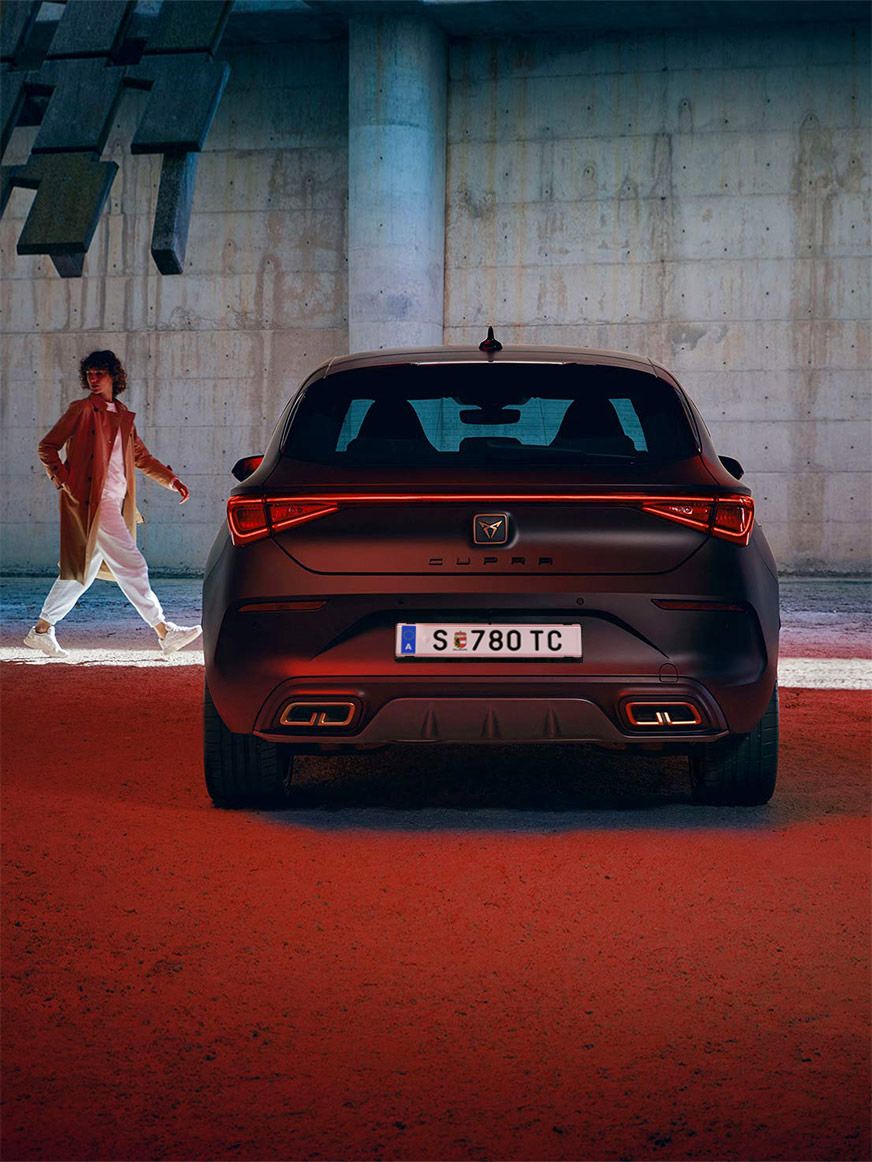 CUPRA Leon Heckansicht